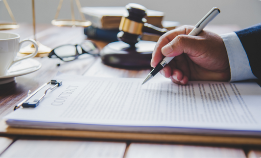 La législation Airbnb et la location courte durée à Marrakech : Comment déclarer votre bien en toute légalité 🏡⚖️